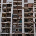 Edificio-de-apartamentos-derrumbado-por-los-terremotos-en-La-Guaira-Venezuela-el-domingo-26-de-julio-de-2026-Foto-AP-Ariana-Cubillos